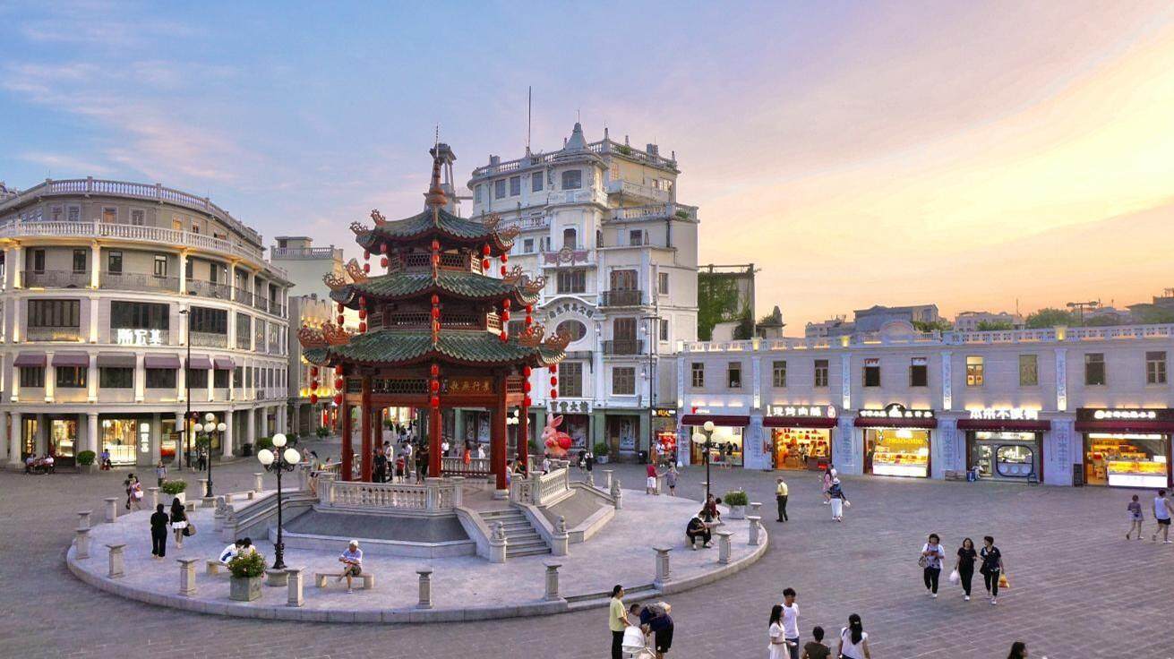 南澳岛的青, 奥运冠军谢, 民间武术舞